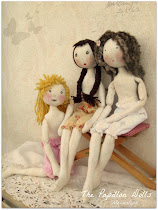 The papillons Dolls
