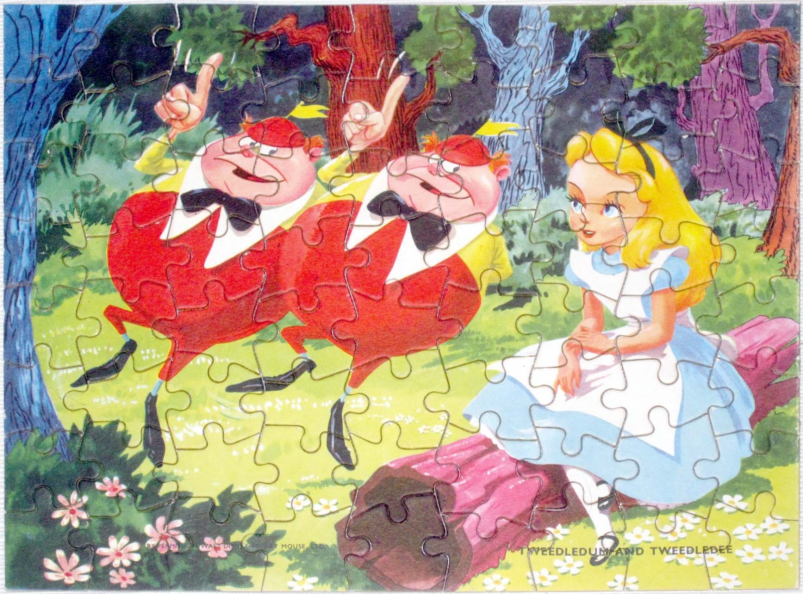Vintage Disney Alice in Wonderland Jigsaw Puzzle Blue Box Series from England 9