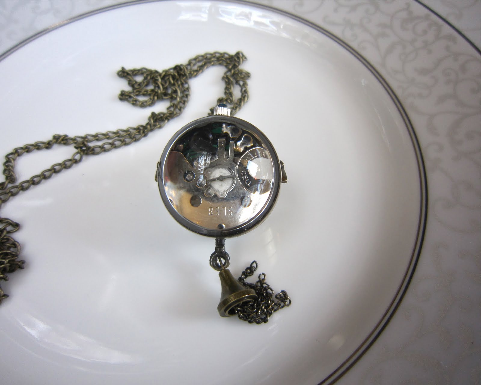 FrameBoutique Antique Pocket Watch Necklaces!