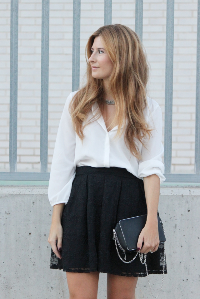 falda negra blusa blanca