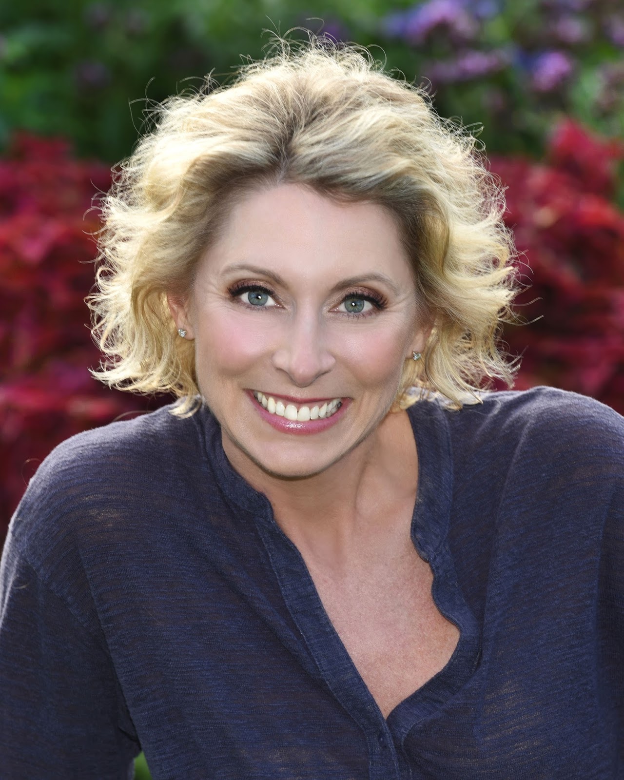 Watch Jane Dulo video Watch Jane Dulo video