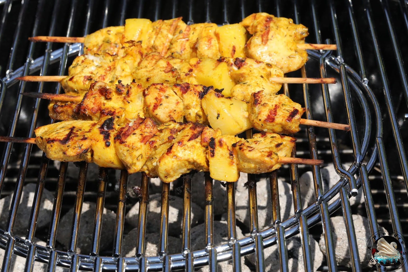 Brochettes poulet ananas au curry A Prendre Sans Faim