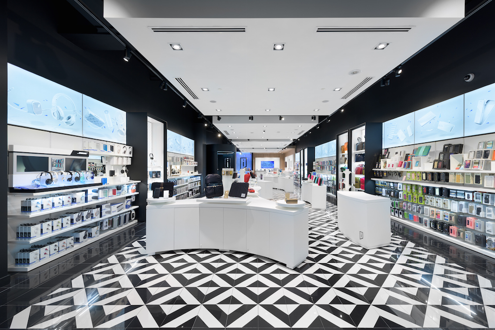 магазин apple. магазины айфонов рядом. интерьеры магазинов apple.