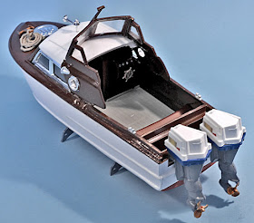 Lindberg 1959 Owens Outboard Cruiser Boat Plastic Model Ship Kit 1:25 Scale NEW 