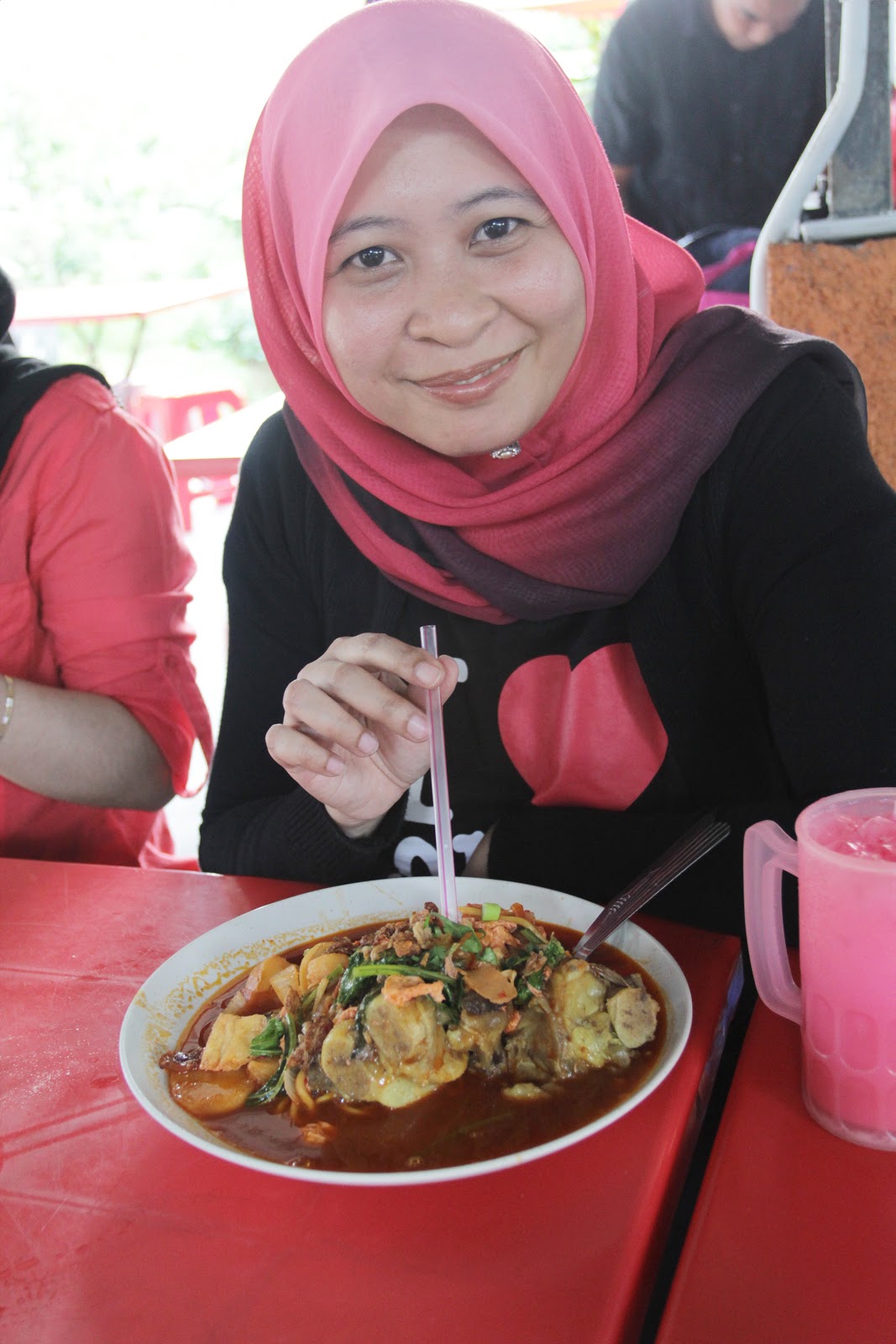 My Life & My Loves ::.: Warung Mee Racun @Taman Sri Jaya, Batu Pahat