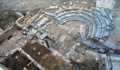 Ψηφιδωτό από τον 4ο π.Χ. αιώνα αποκαλύφθηκε στο Μικρό Θέατρο της Αμβρακίας  