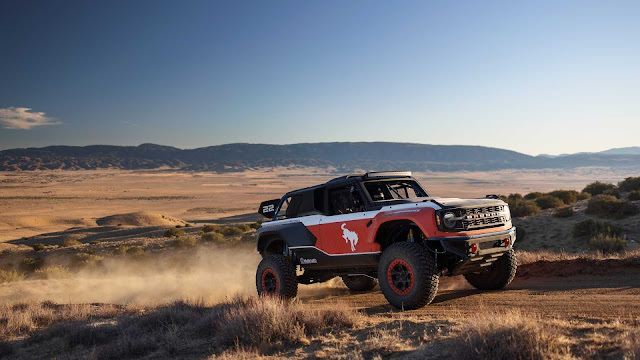 2023 Ford Bronco DR Is A V8-Powered