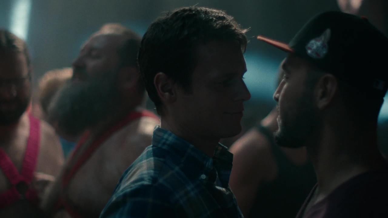 ausCAPS: Frankie J. Alvarez and Daniel Franzese nude, Murray Bartlett and Anthony Hill shirtless