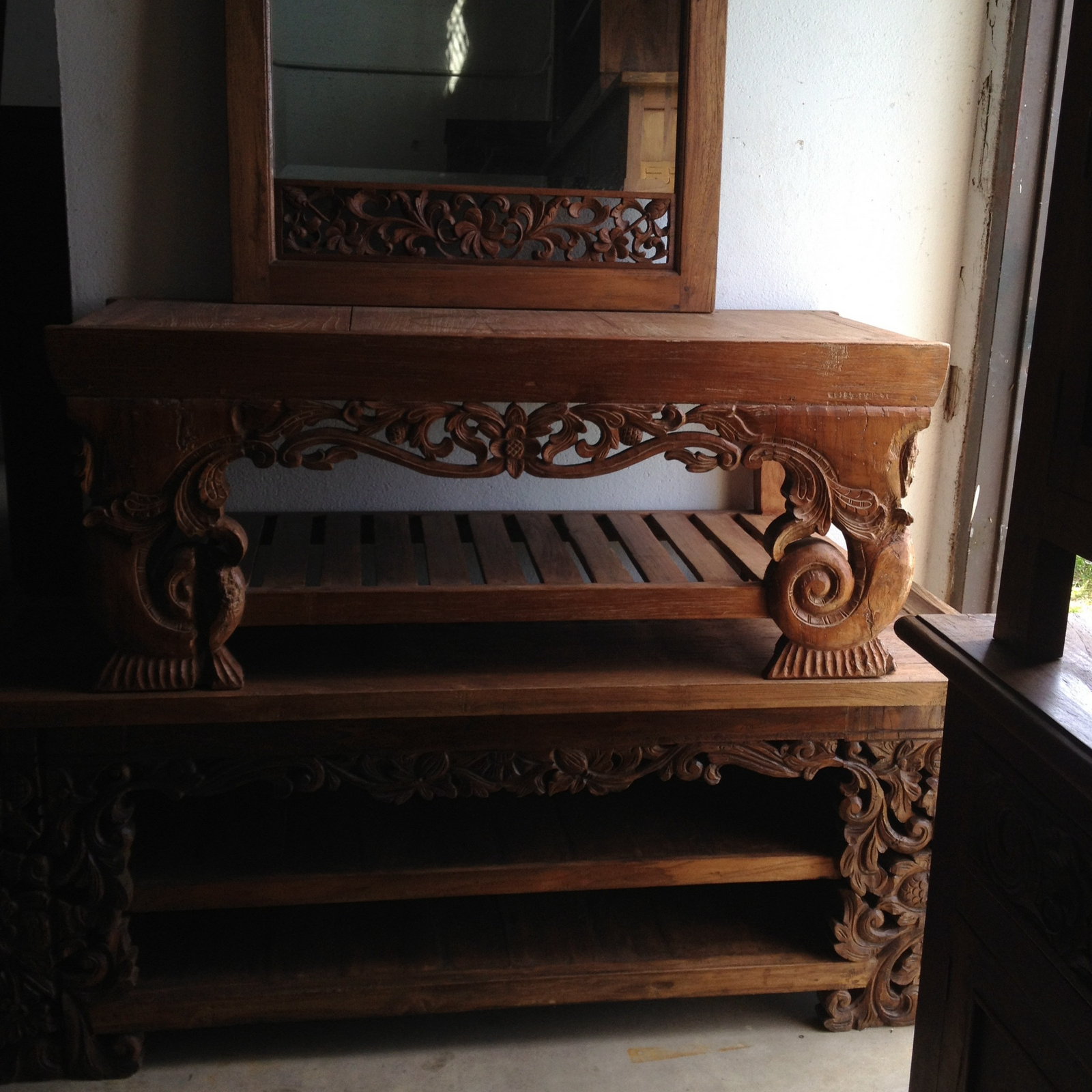 Indonesia Custom Furniture Manufacturer