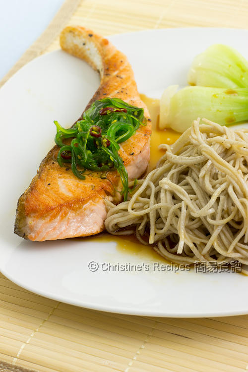 三文魚拌蕎麥麵 Salmon Soba01