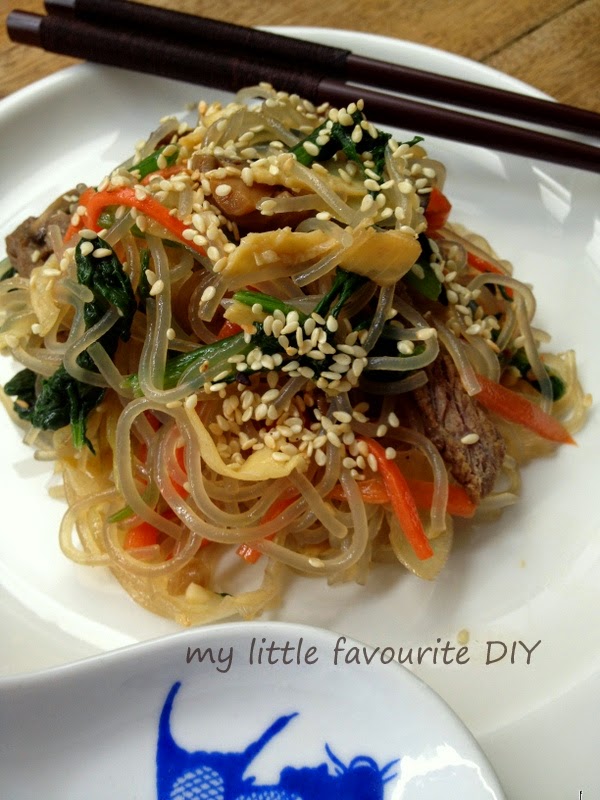 JapChae (Sweet potato starch stir fry with vegetable 잡채)