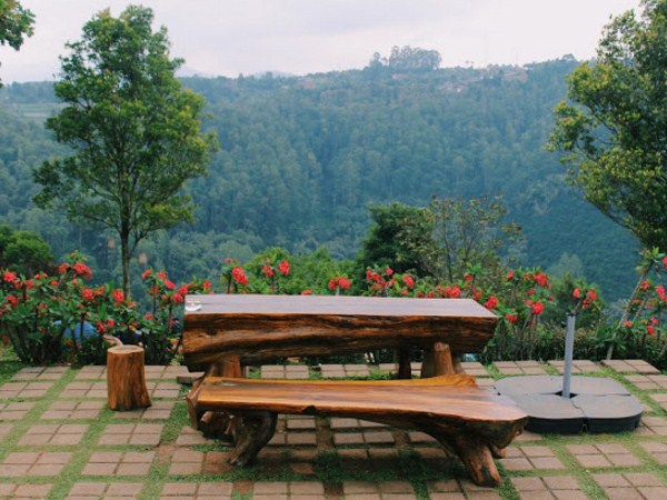 6 Recommended Restaurants In Bandung That Have Beautiful Scenery 6 Recommended Restaurants In Bandung That Have Beautiful Scenery