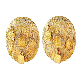 Hammered Finish Oval Tops by Velvetcase.com. Hammered Finish Oval Tops by Velvetcase.com.
