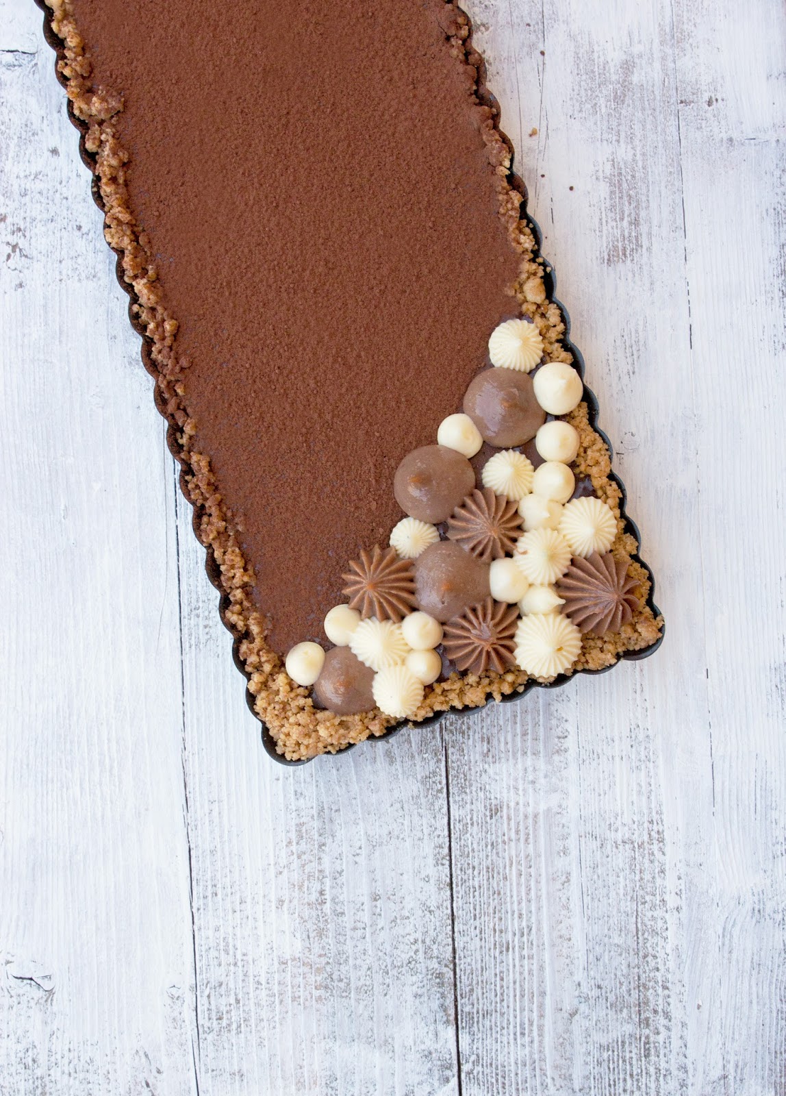 Tart au chocolat with Milk and White chocolate cremeux - ♡ Irma Pastry