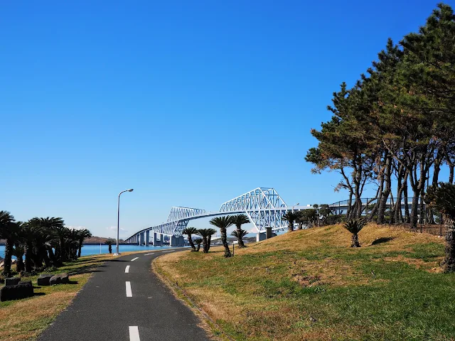 若洲海浜公園　サイクリングロード　東京ゲートブリッジ