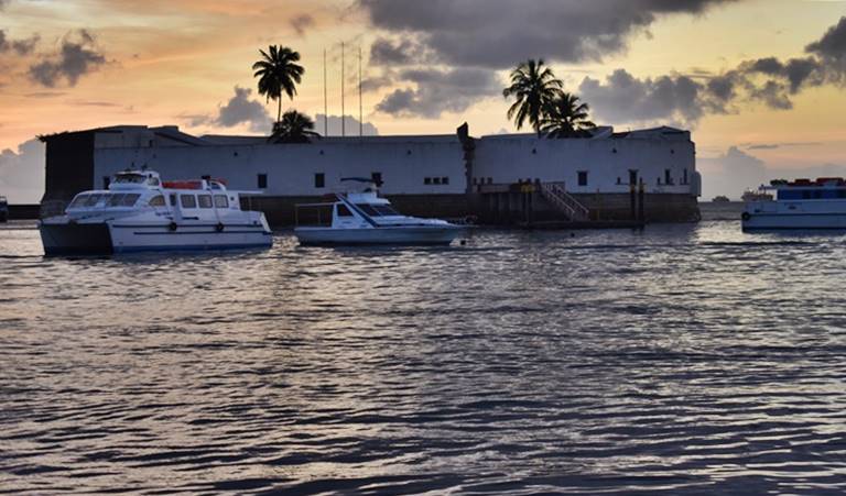 Bahia de Todos-os-Santos Ilhas dos Frades e Itaparica: Passeio de escuna pela Baía de Todos-os-Santos