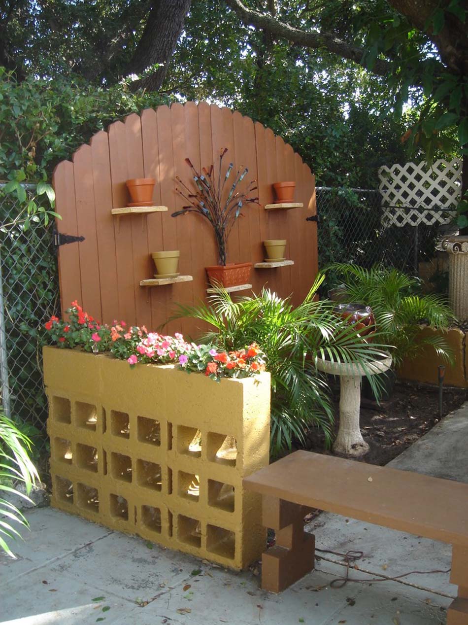 Cinder block steps. easy cinder block planter. concrete block ...