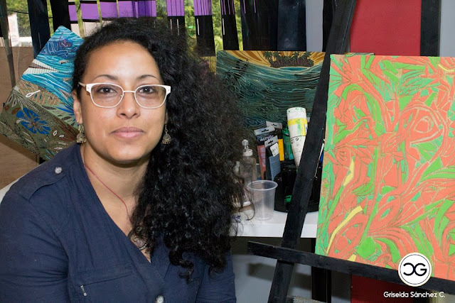 Artista Angie Tryhane Artista Angie Tryhane