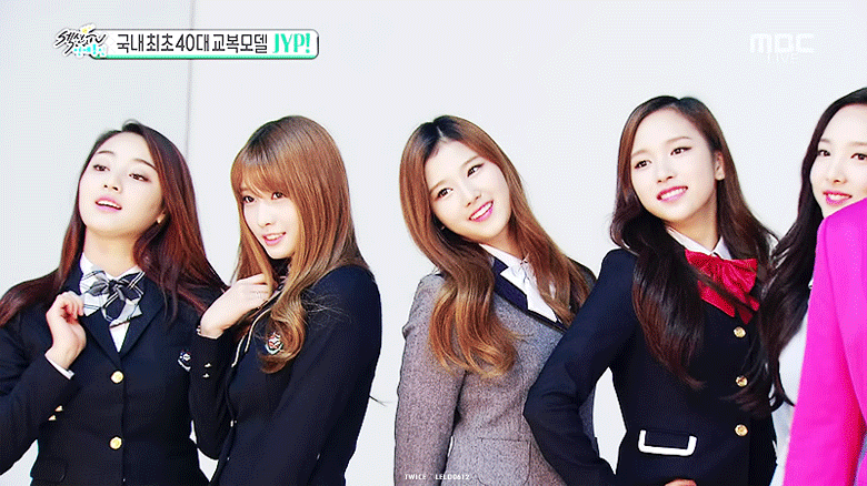 오늘자 공중파 트와이스 미모.gif | 인스티즈