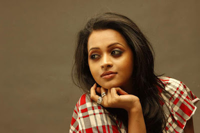 bhavana honeymoon photos