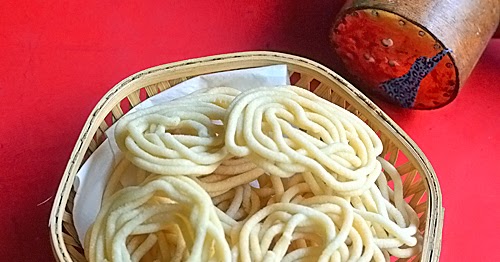 murukku white