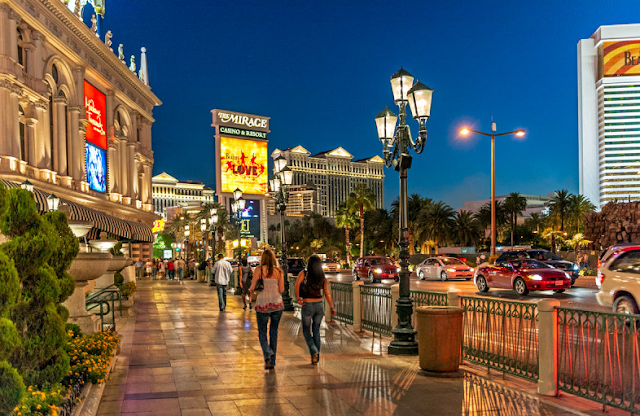 Andar a pé em Las Vegas Andar a pé em Las Vegas