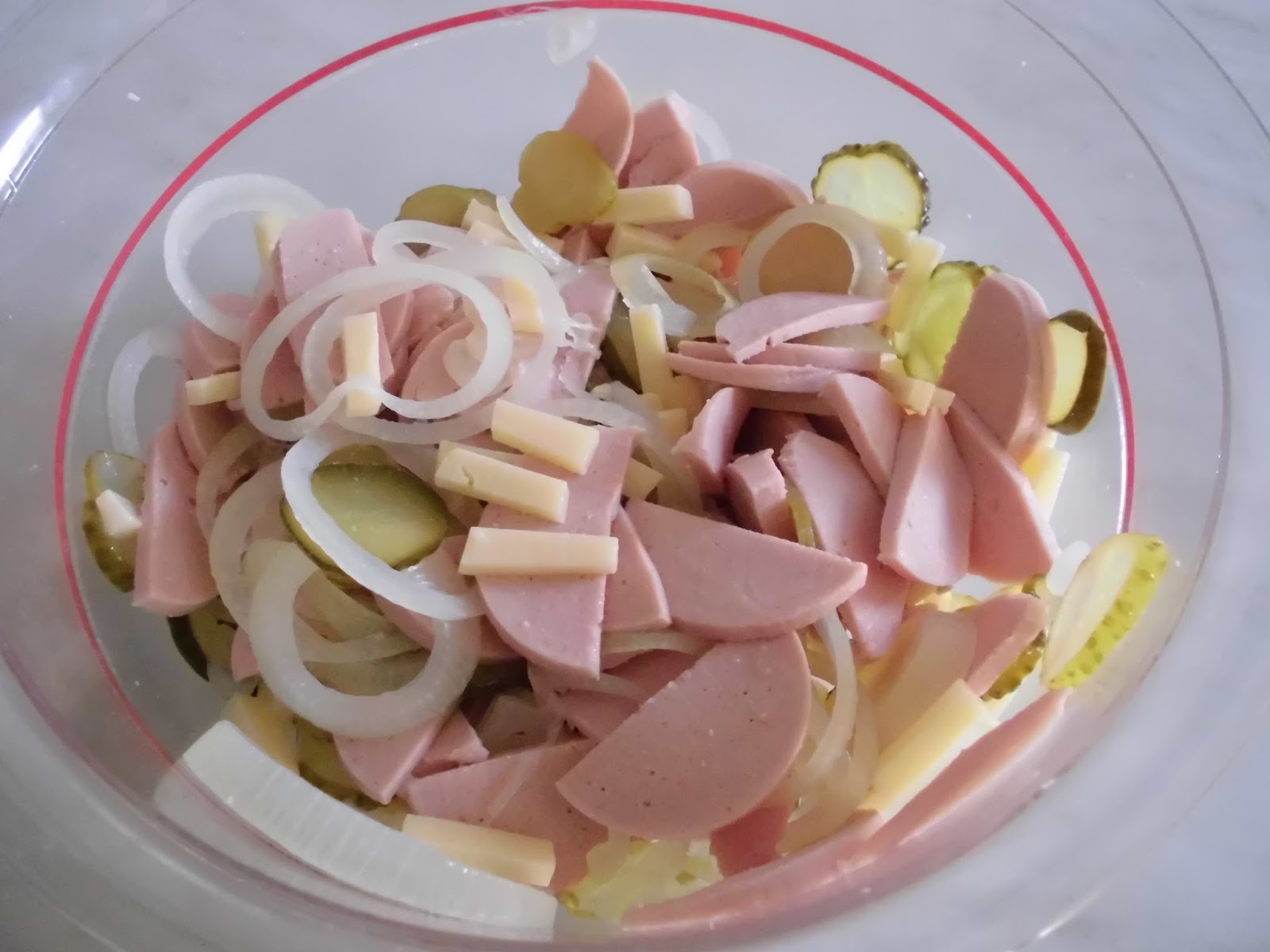 Wambertinos Rezeptwelt: Fleischwurst-Käse-Salat