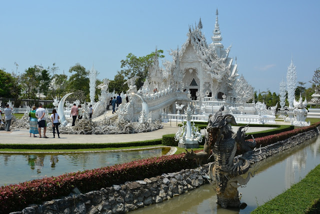 White Temple Chiang Rai panorama
