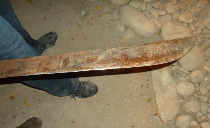 Hombre corta cuello a mujer tras negarse tener sexo con él en San Cristóbal Hombre corta cuello a mujer tras negarse tener sexo con él en San Cristóbal