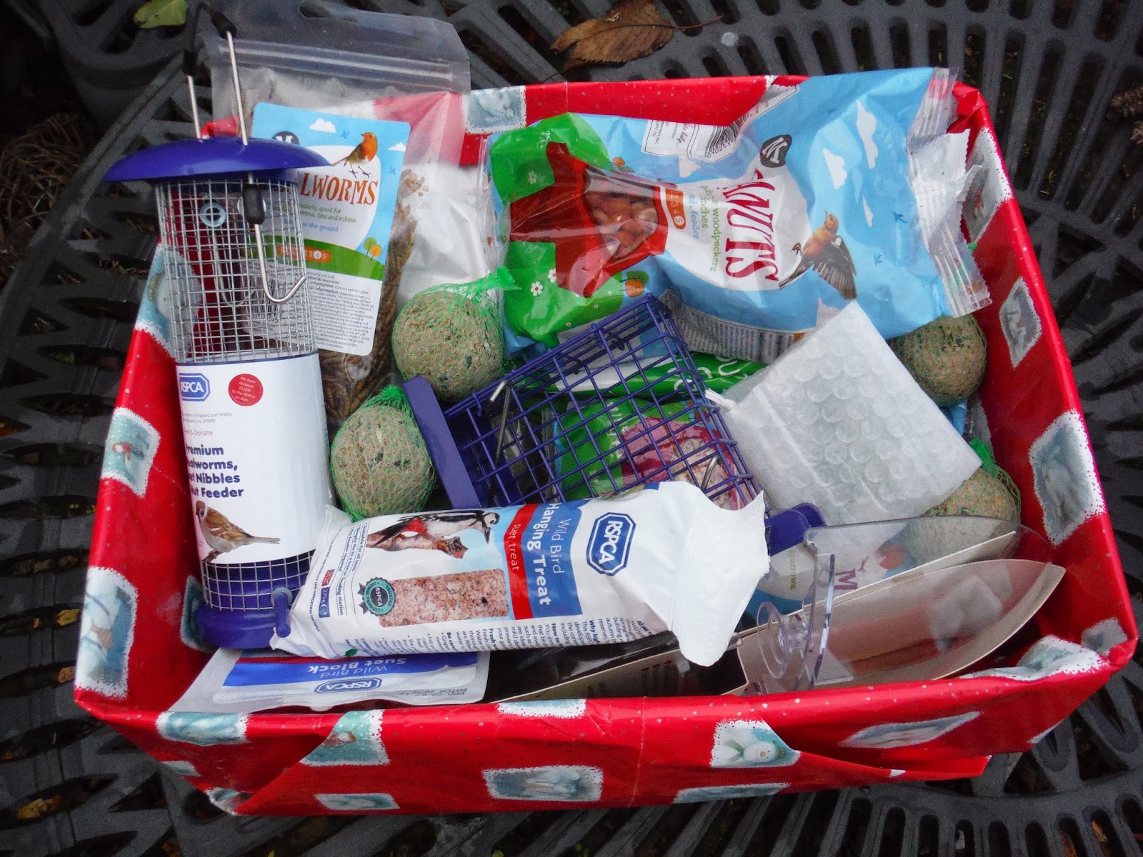 Wonky Patchwork Wild bird hamper