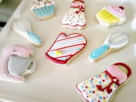 decorated cookies, sugar cookies, baking party favors