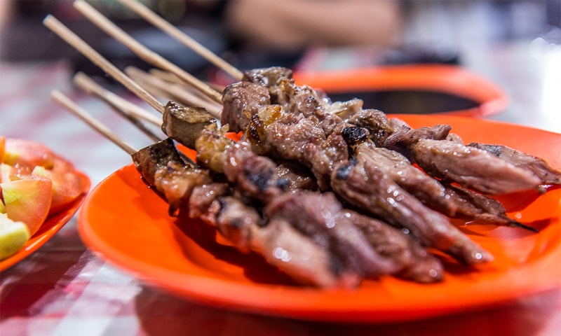 Mau Coba Kuliner Ekstrim? Kunjungi Tempat-Tempat Ini