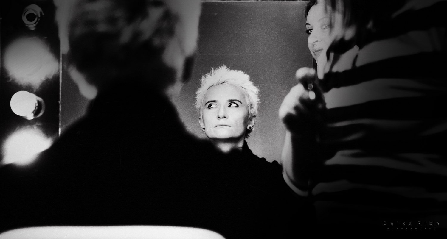 ночные снайперы живаго в лужниках. ночные снайперы в молодости. диана ночные снайперы. ночные снайперы рок группа. арбенина две звезды.