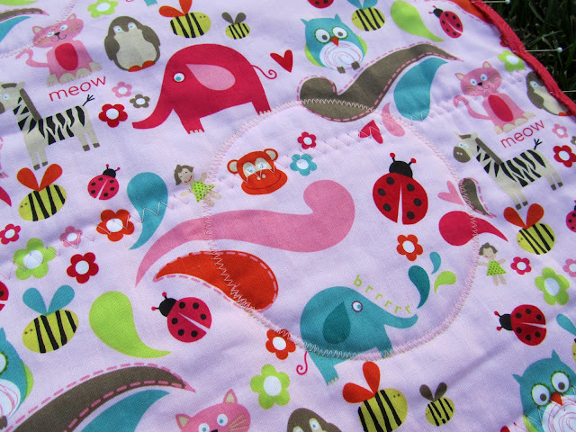 Made With Love: GO! Baby Tutorial: Scattered Flowers Baby Quilt