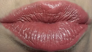 Getting Lippy: Rimmel's Heather Shimmer