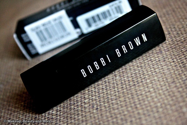 Bobbi Brown Creamy Lip Color in Blue Raspberry Review Swatches