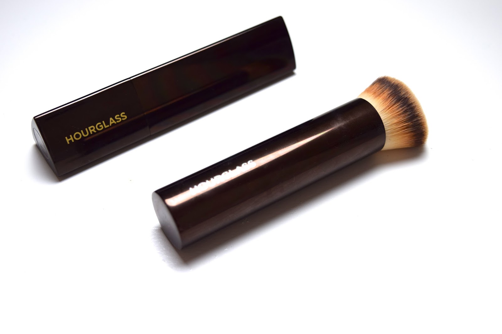 Product Review Hourglass Vanish Seamless Foundation Stick + Vanishing