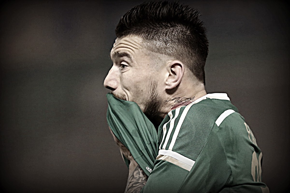 Μένει με λιγότερα ή φεύγει