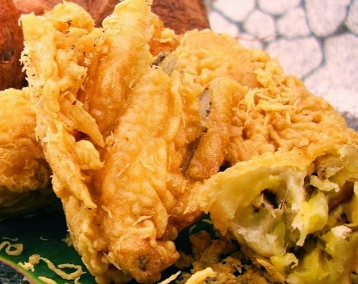 Hasil gambar untuk Pisang Kremes Kesambi