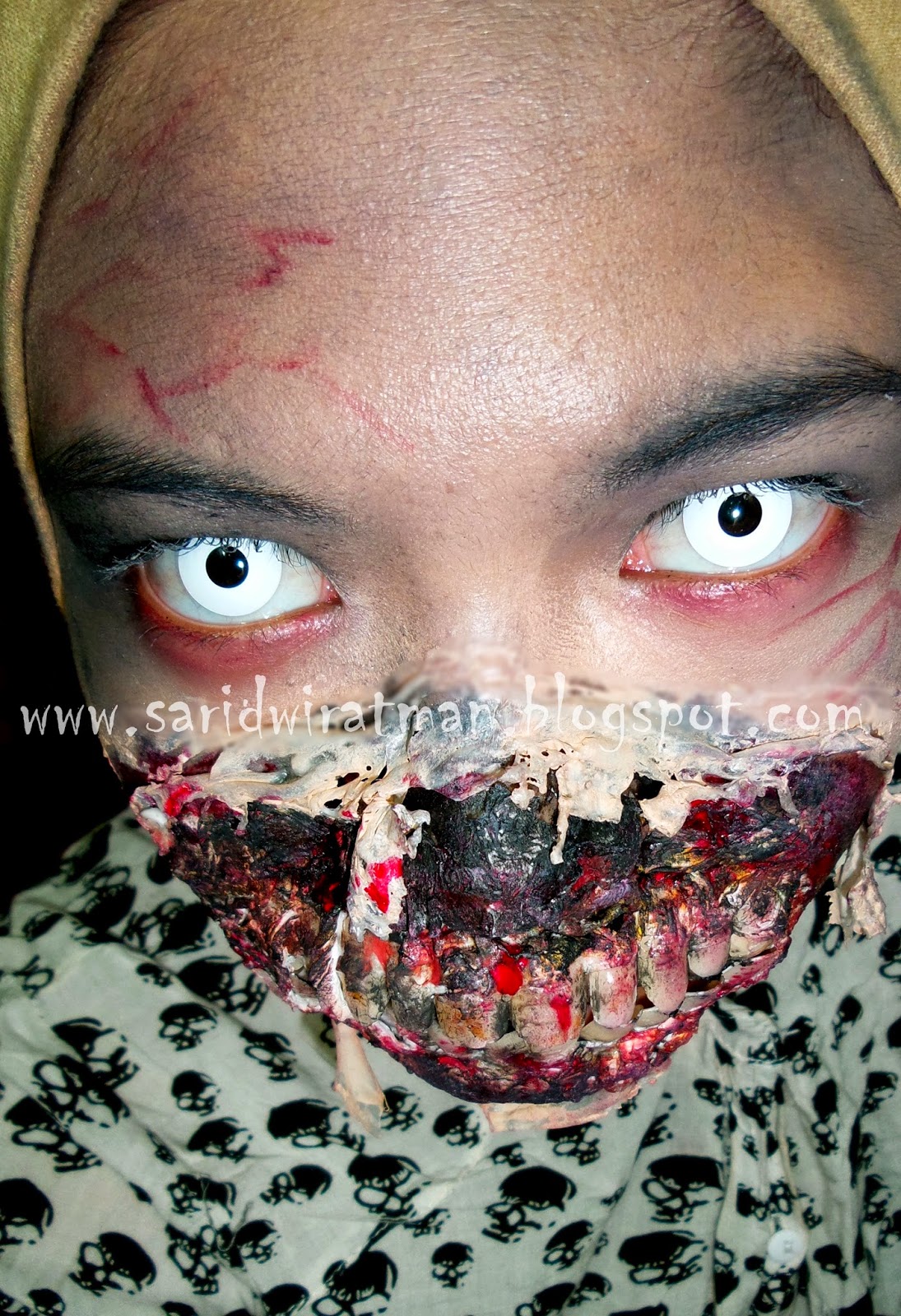 Make Up FX Zombie Tutorial Sari Dwi Ratman