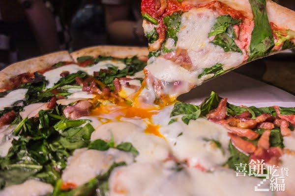 【台北吃什麼】走吧!吃Pizza,「歐奇」披薩被認證過的窯烤披薩就是好吃~