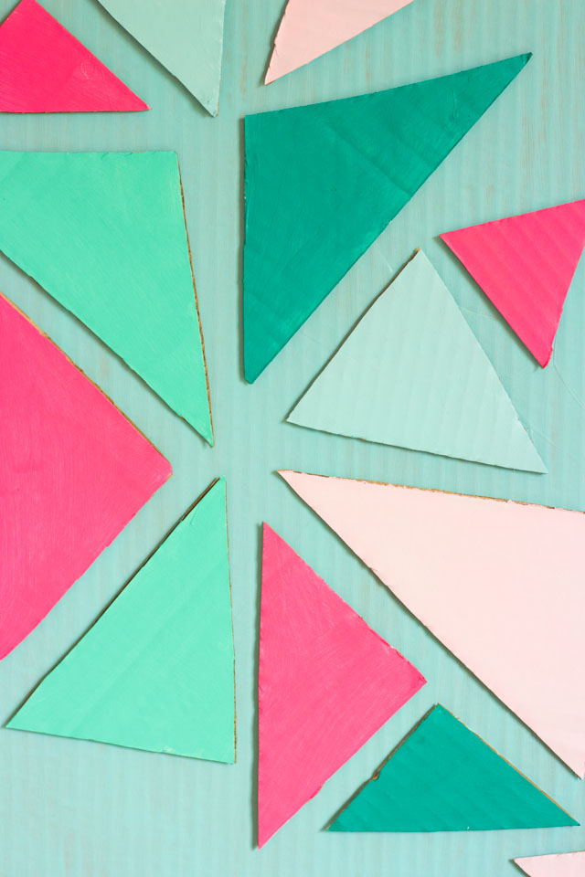Love cool cardboard projects - can you believe this wall art is made from a cardboard box!