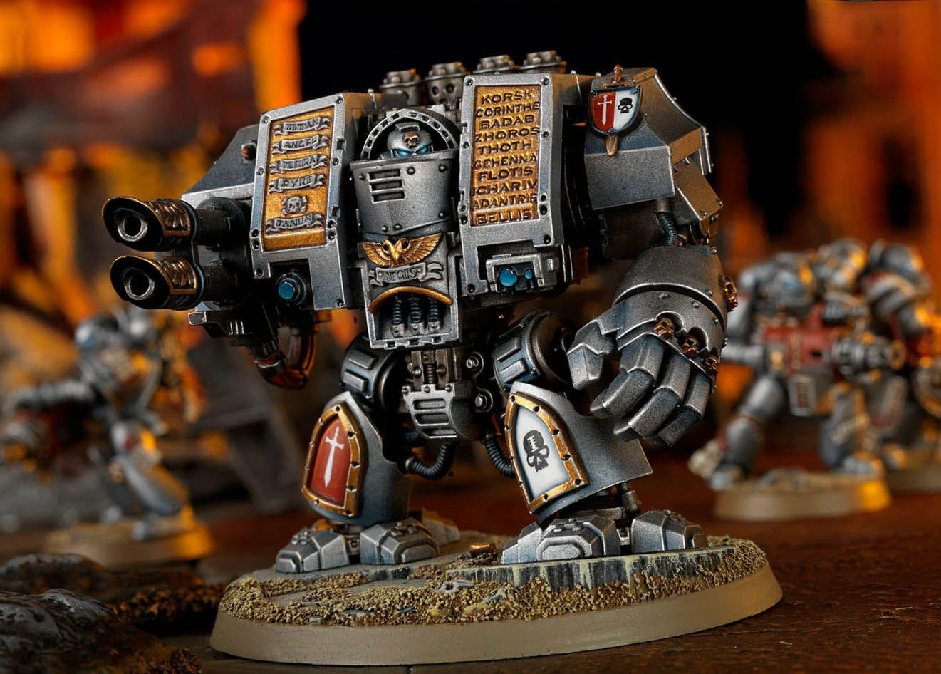 Warhammer 40000 дредноут дередео. Warhammer 40k dreadnought size. Warhammer 40000 дредноут серых рыцарей. дредноут warhammer 40000. дредноут левиафан warhammer 40000.