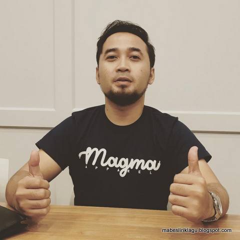 Widi Nugroho - Apa Salahku (Tak Punya Hati) Widi Nugroho - Apa Salahku Lirik