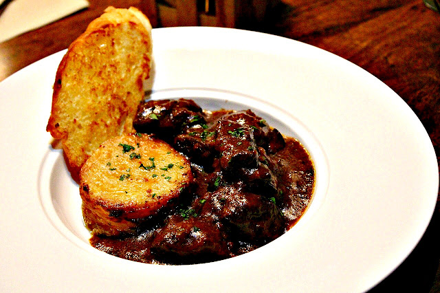 Eighteen Bistro at Tomas Morato