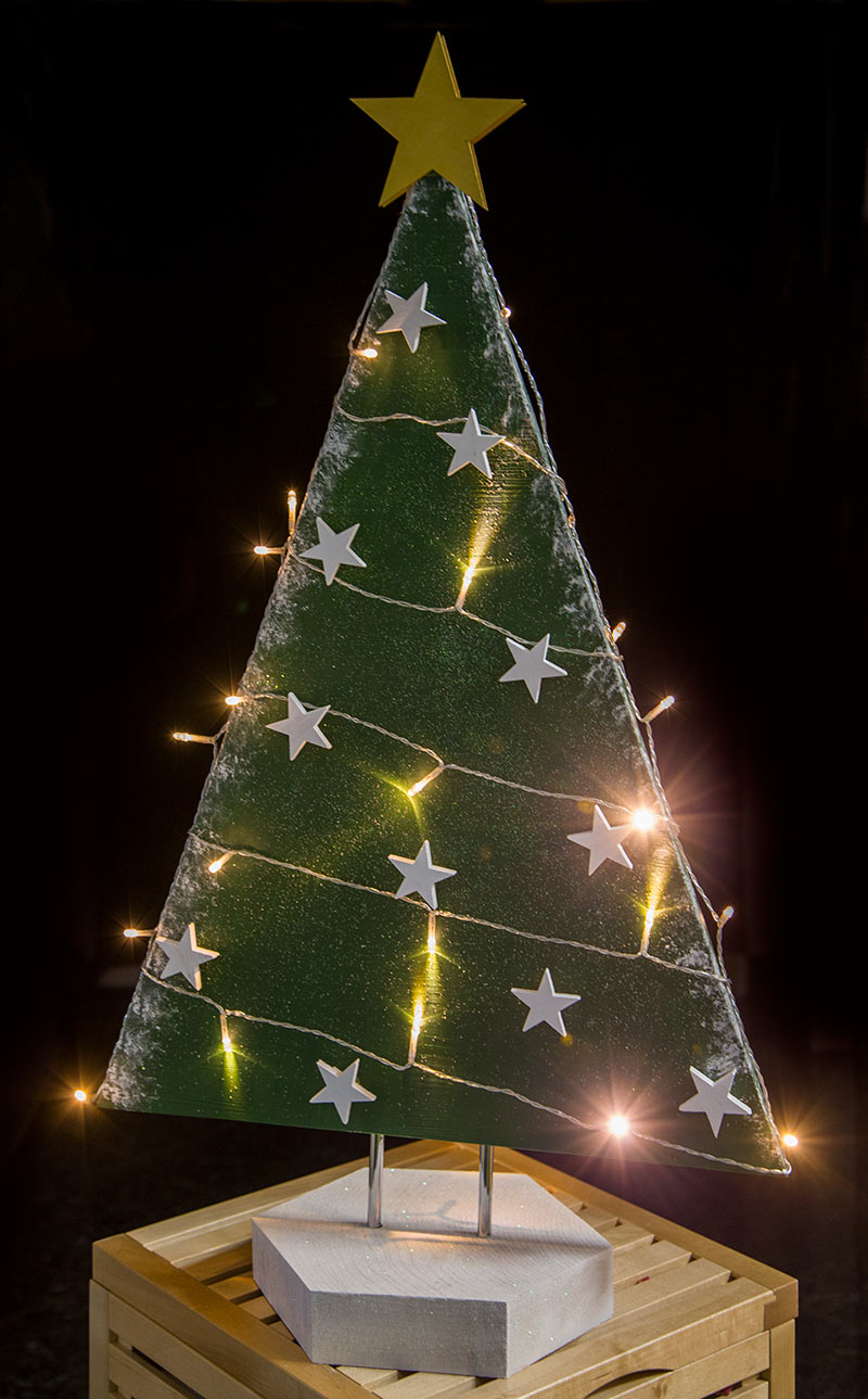 Bastelhandwerk.at: Tannenbaum aus Holz