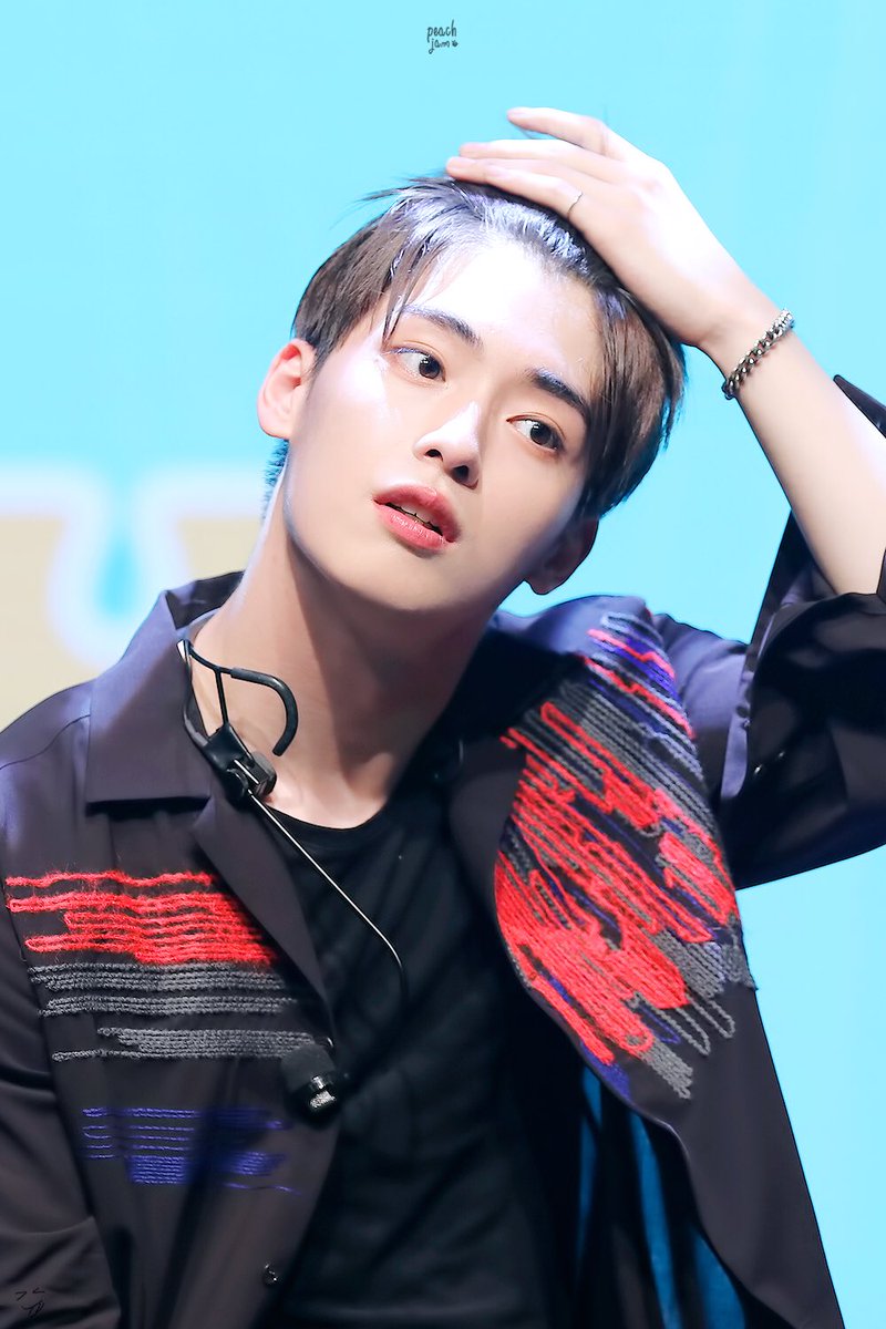 서강준 + 차은우 닮은 꼴이라고 말이 나오고 있는 신인 남돌.jpg | 인스티즈