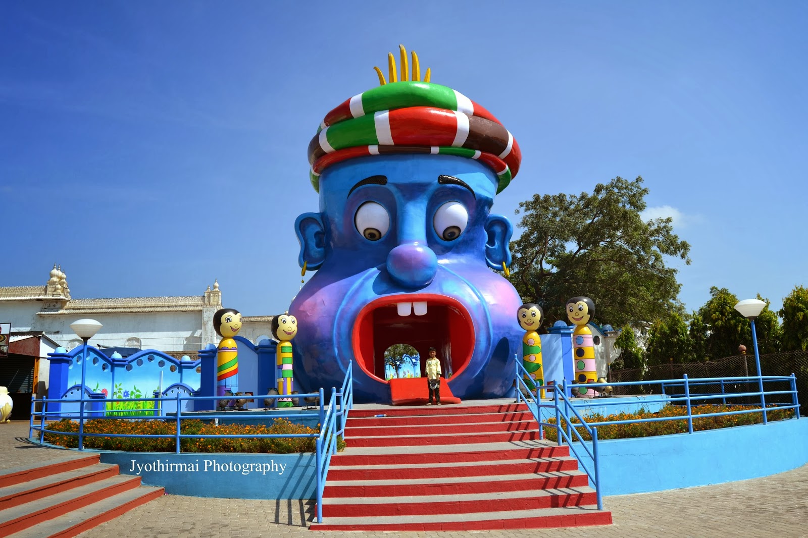 Rainbow Pics: Ramoji Film City Photos
