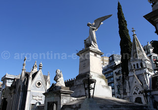 Tourist attractions in buenos aires Tourist attractions in buenos aires