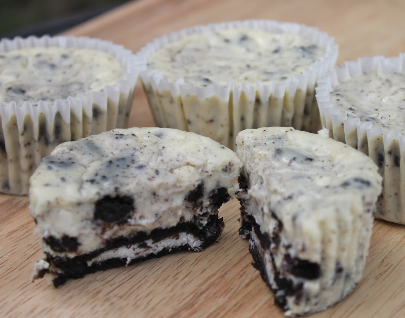 Cooking with Mandy Cookies & Cream Cheesecake Cupcakes